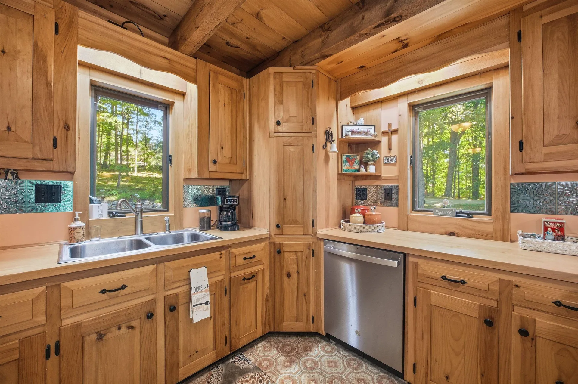 850 Concord Stage Road Weare NH 03281
