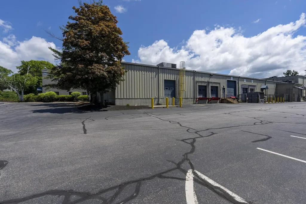 645 Harvey Road Manchester NH 03103