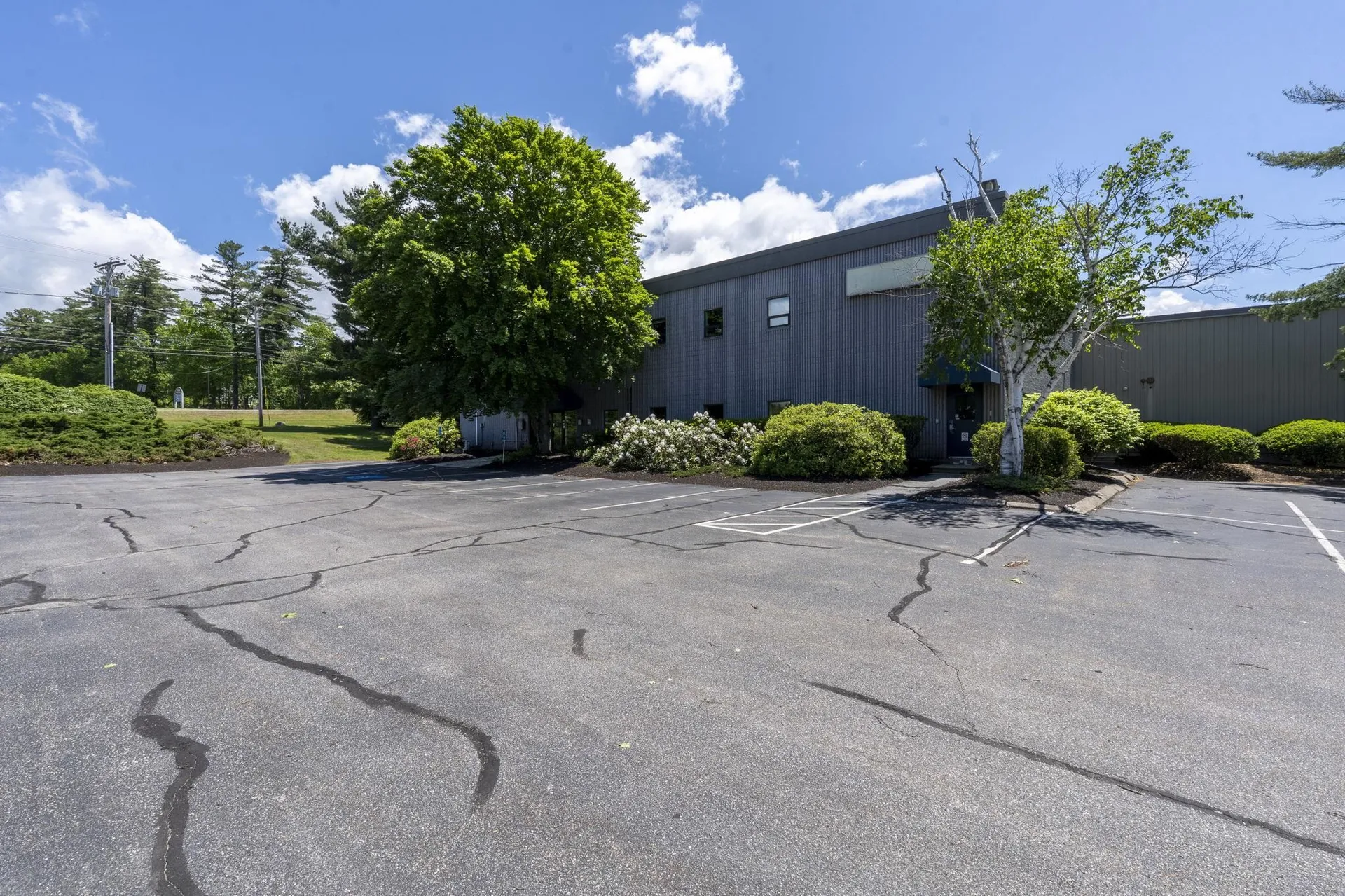 645 Harvey Road Manchester NH 03103