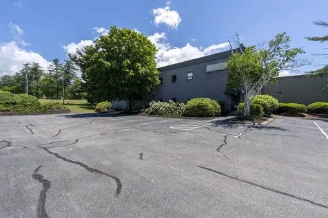 645 Harvey Road Manchester NH 03103