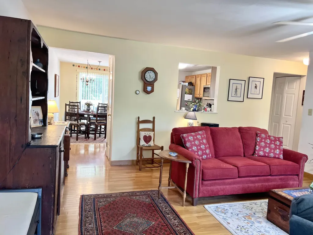 136 Morningside Commons Brattleboro VT 05301