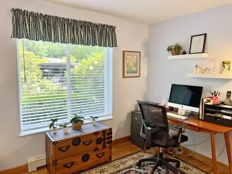 136 Morningside Commons Brattleboro VT 05301