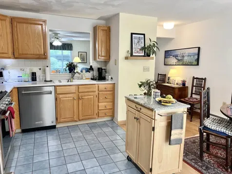 136 Morningside Commons Brattleboro VT 05301