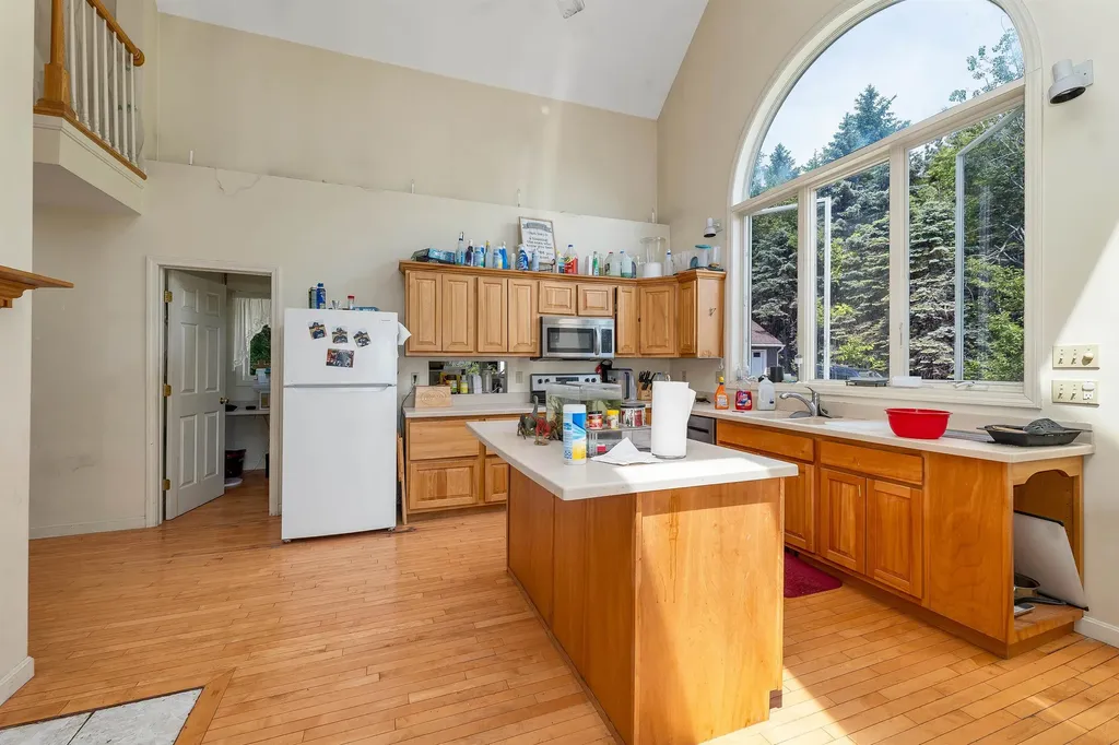 12 Goslin Way New Durham NH 03855
