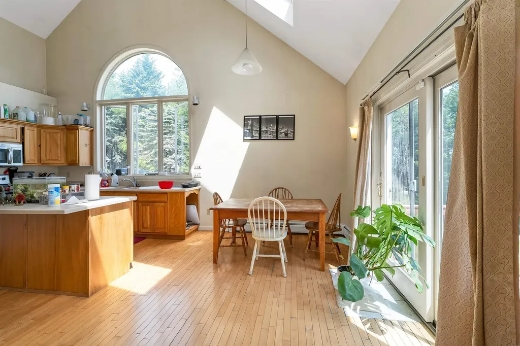 12 Goslin Way New Durham NH 03855