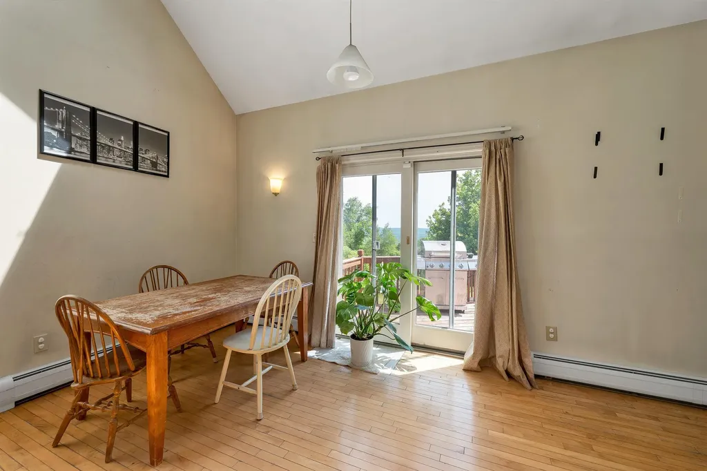 12 Goslin Way New Durham NH 03855