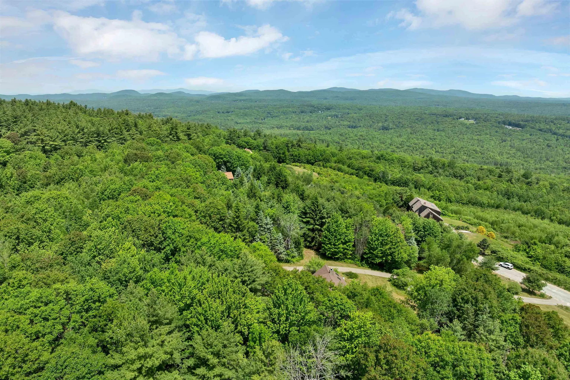 12 Goslin Way New Durham NH 03855