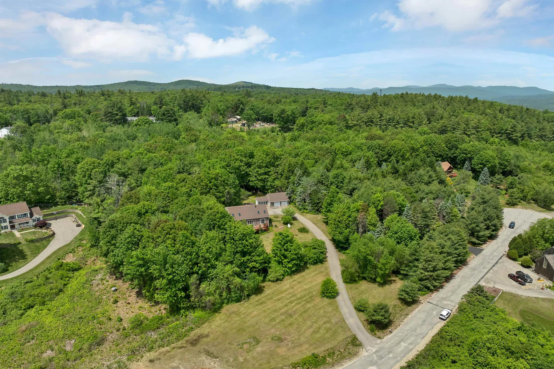 12 Goslin Way New Durham NH 03855