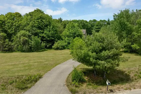 12 Goslin Way New Durham NH 03855