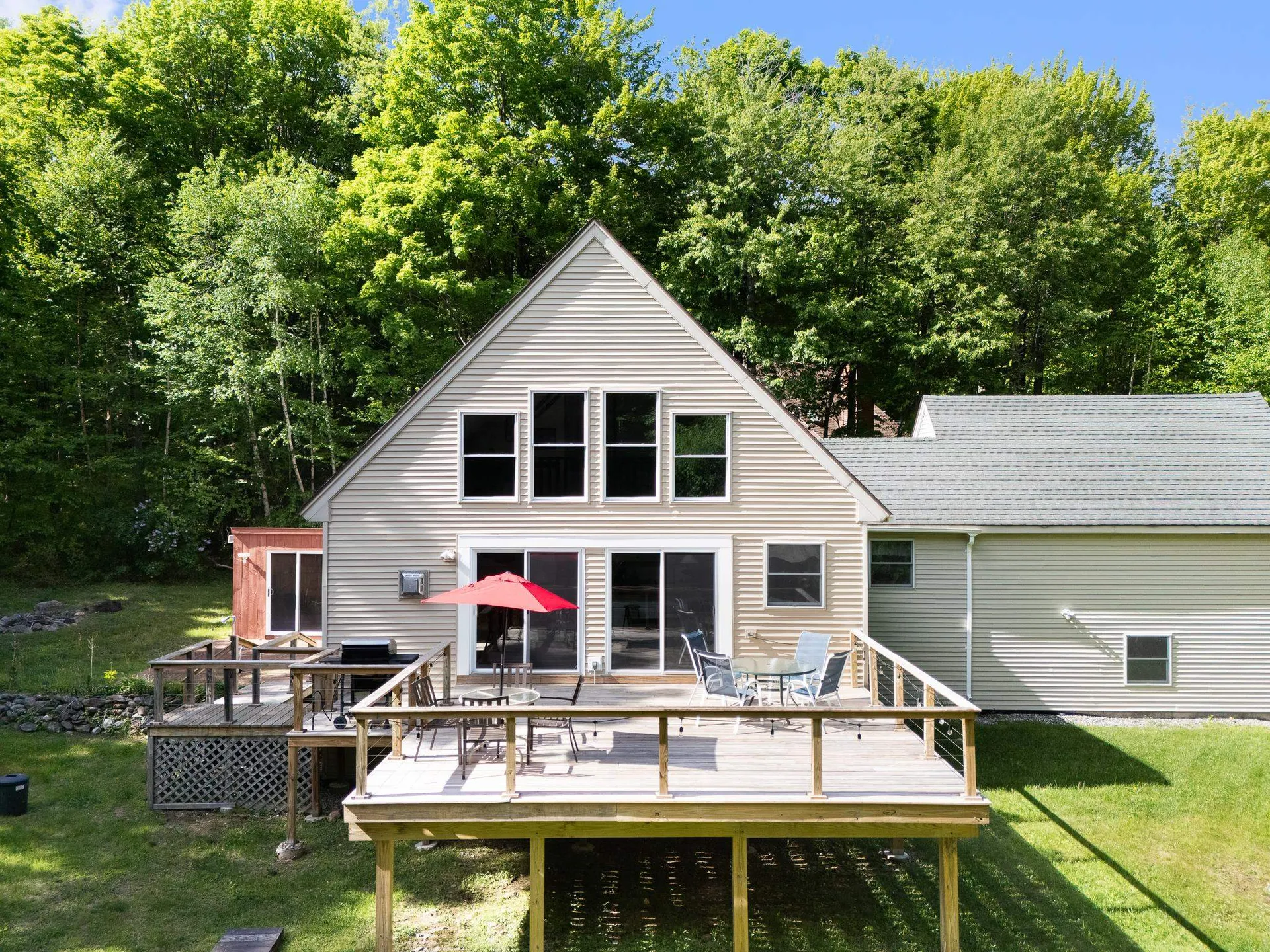 8 Deer Run Wilmington VT 05363