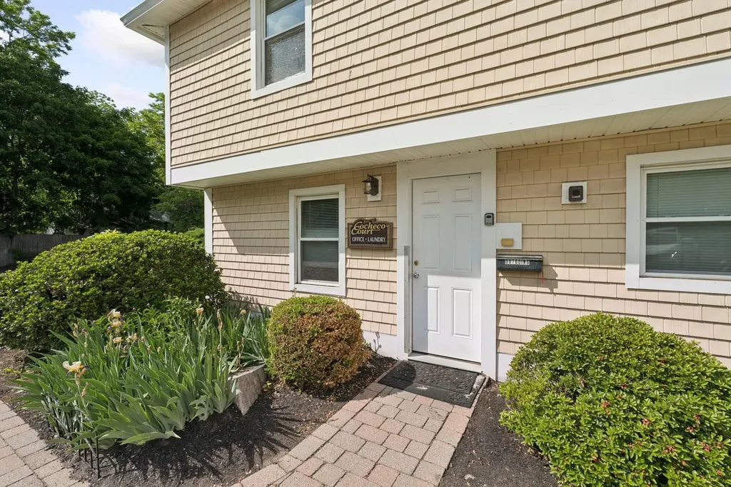208 Cocheco Court Dover NH 03820