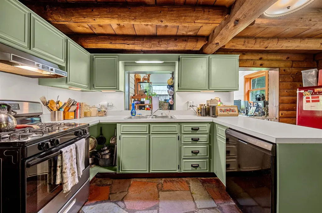 187 Hardwood Mountain Road Marshfield VT 05658