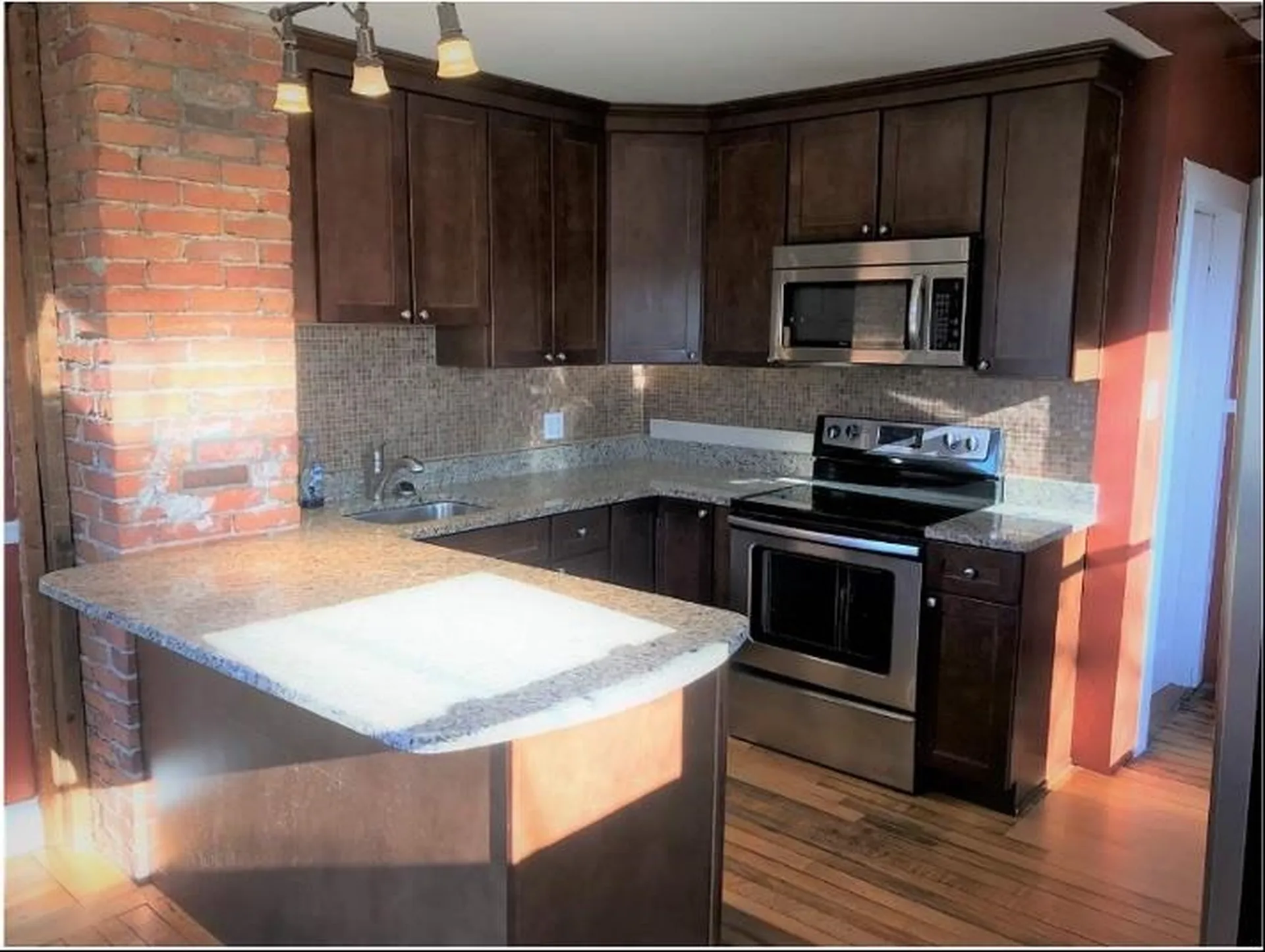 109 1/2 Warren Street Concord NH 03301