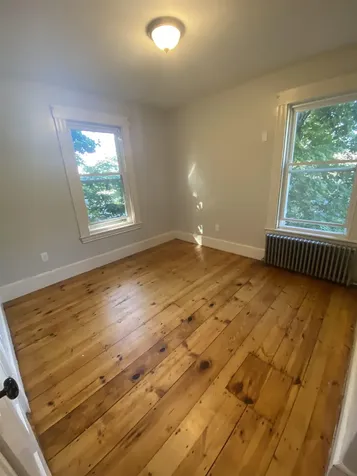 109 1/2 Warren Street Concord NH 03301