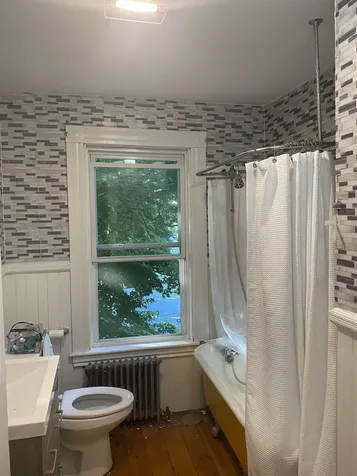 109 1/2 Warren Street Concord NH 03301