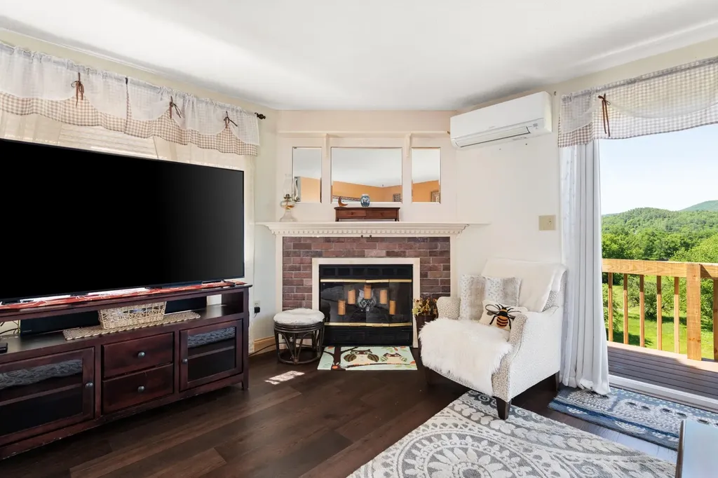 21 Pine Arden Drive Ashland NH 03217