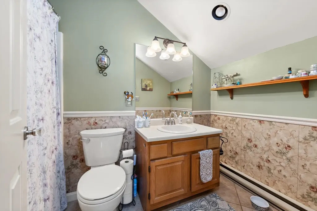 21 Pine Arden Drive Ashland NH 03217