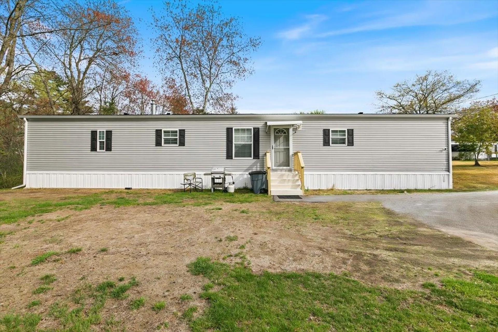30 Kendall Pond Road Derry NH 03038