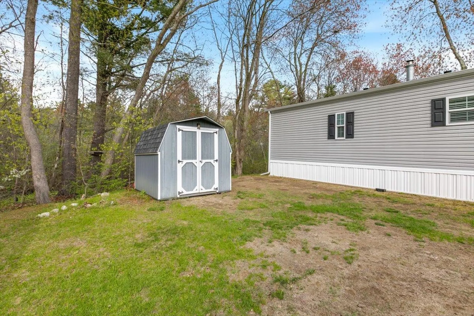 30 Kendall Pond Road Derry NH 03038