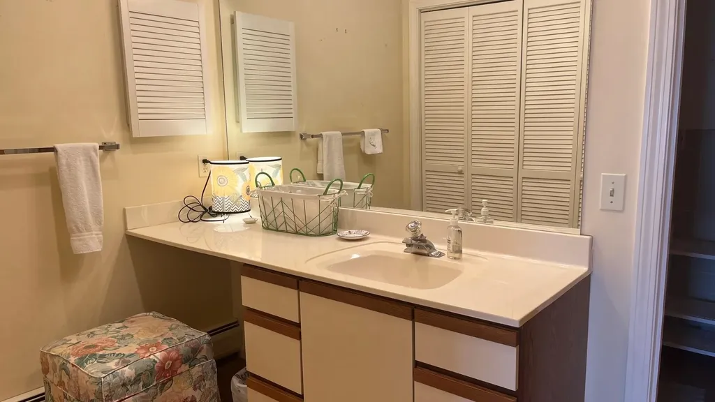 22 Northshore Drive Burlington VT 05408