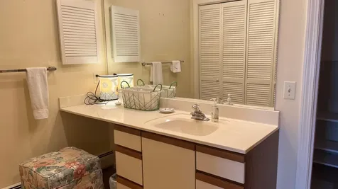 22 Northshore Drive Burlington VT 05408