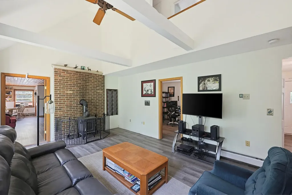 14 Terra Lane Hudson NH 03051
