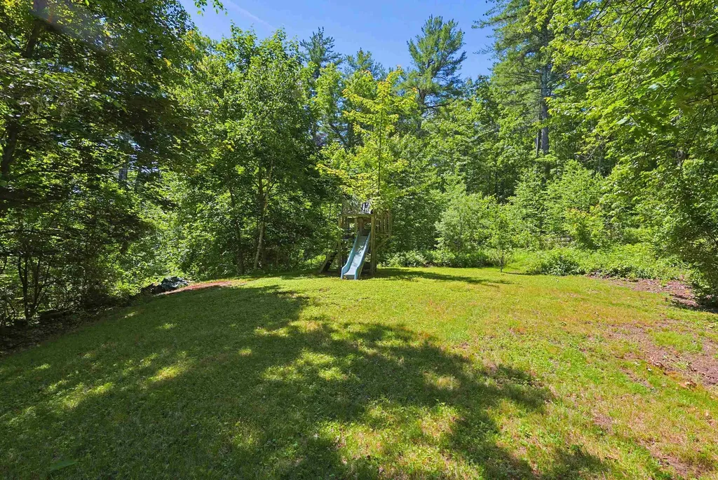 14 Terra Lane Hudson NH 03051