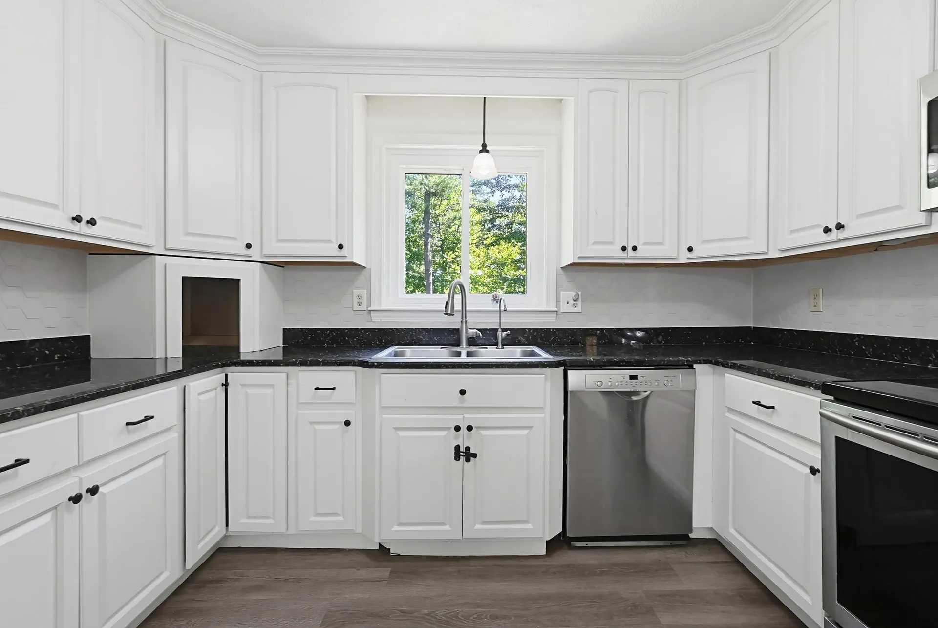 14 Terra Lane Hudson NH 03051