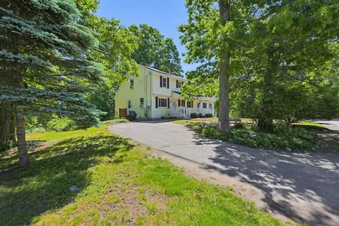 14 Terra Lane Hudson NH 03051