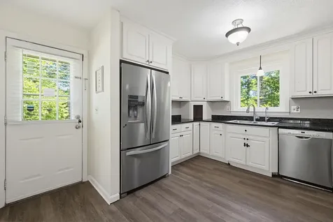 14 Terra Lane Hudson NH 03051