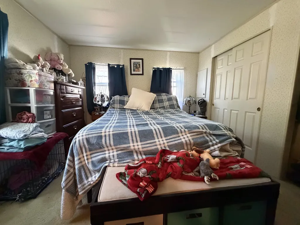 862 Mayhew Turnpike Bridgewater NH 03222