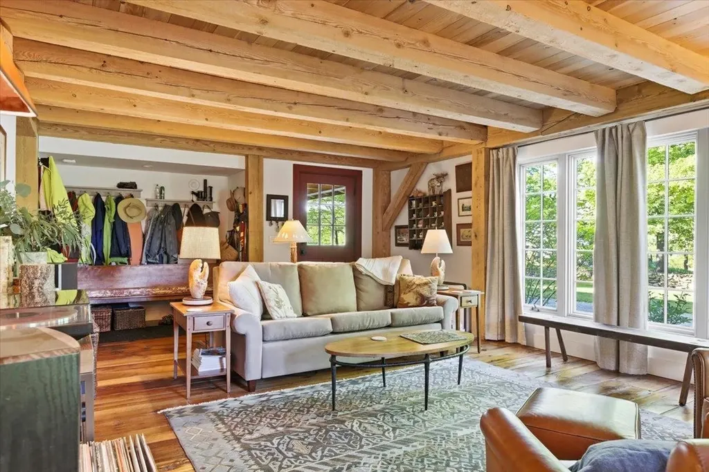 908 Old Franconia Road Bethlehem NH 03574