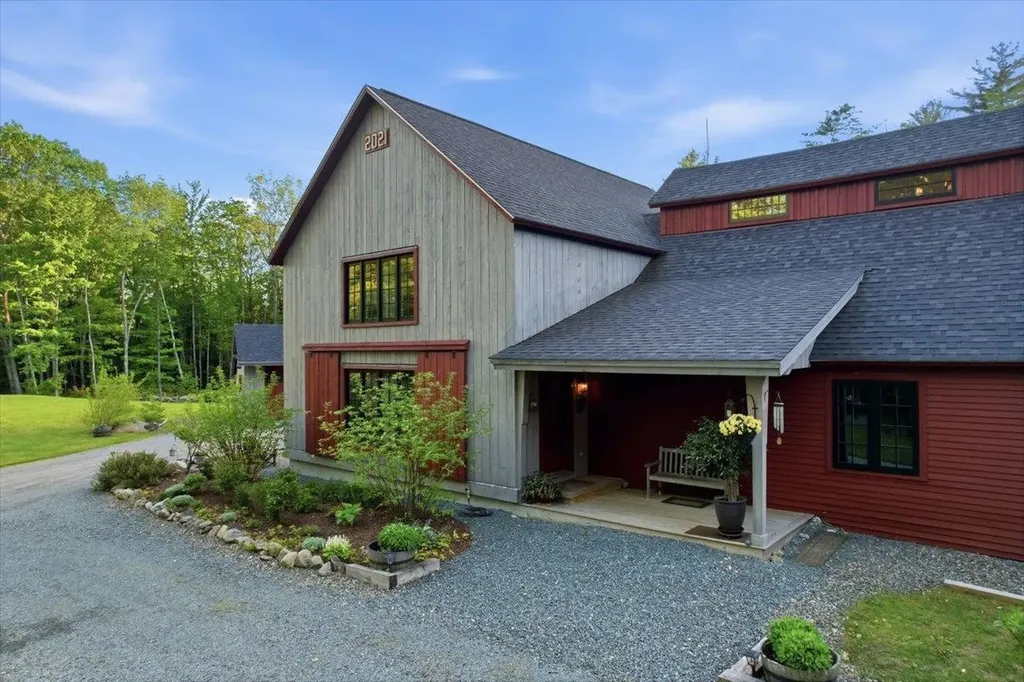 908 Old Franconia Road Bethlehem NH 03574