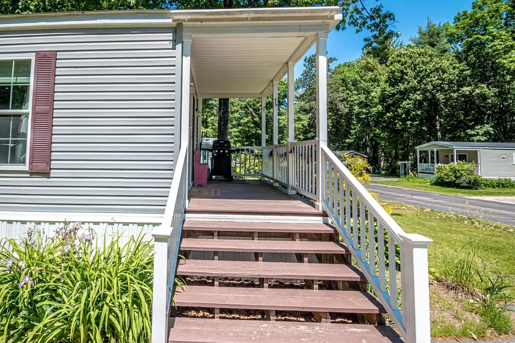 153 Fox Hill Lane Conway NH 03813