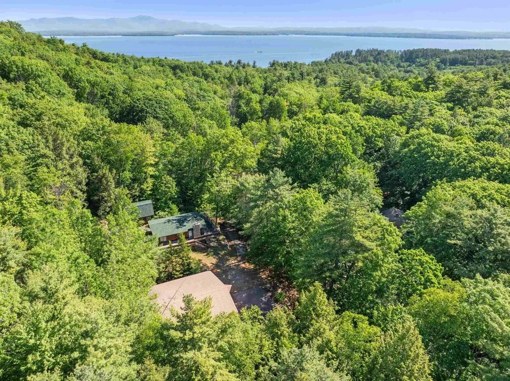 175 Tate Road Gilford NH 03249