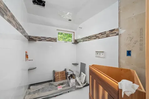 175 Tate Road Gilford NH 03249