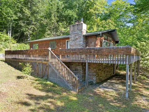 175 Tate Road Gilford NH 03249