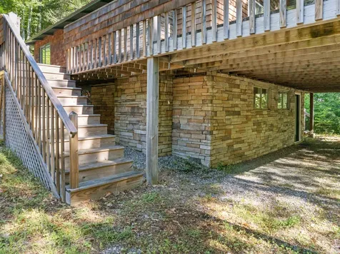 175 Tate Road Gilford NH 03249