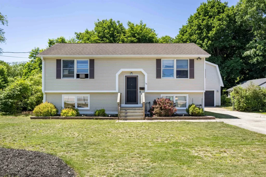 35 Western Avenue Rochester NH 03867