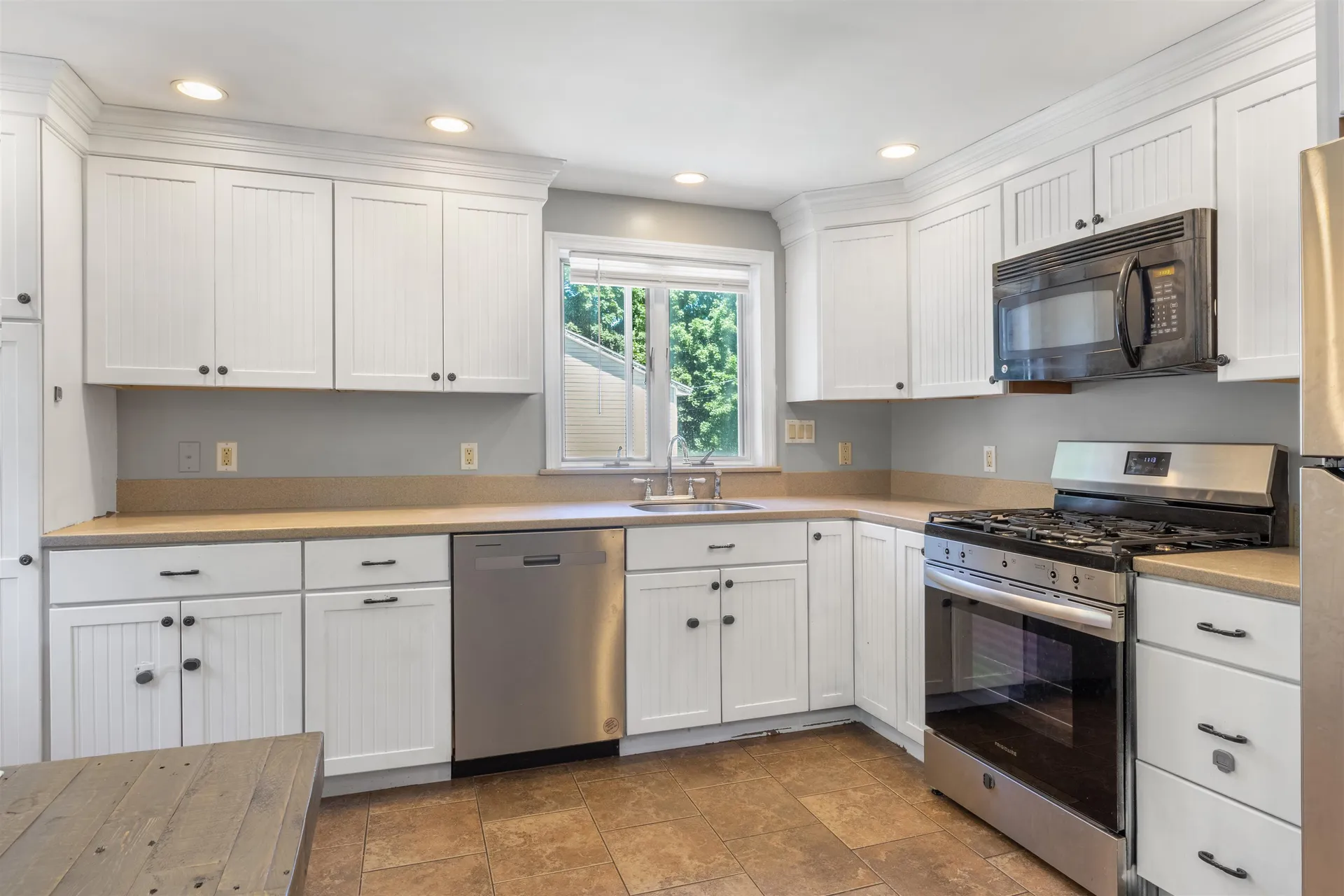 35 Western Avenue Rochester NH 03867