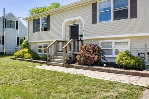 35 Western Avenue Rochester NH 03867