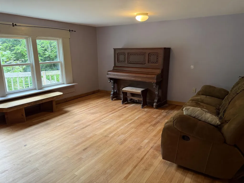 26 Kings Row Middlebury VT 05753