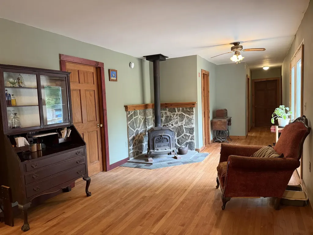 26 Kings Row Middlebury VT 05753