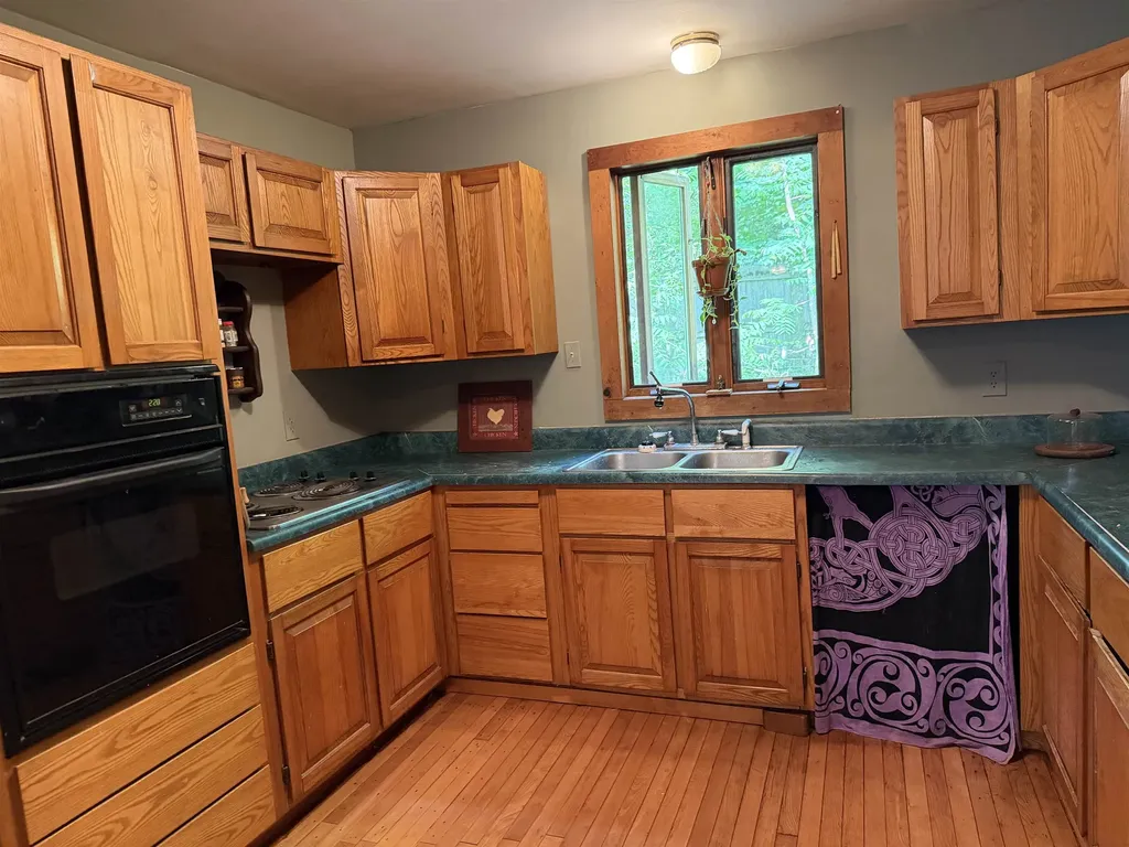 26 Kings Row Middlebury VT 05753