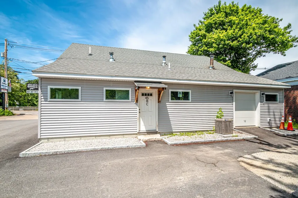 45 Main Street Conway NH 03813