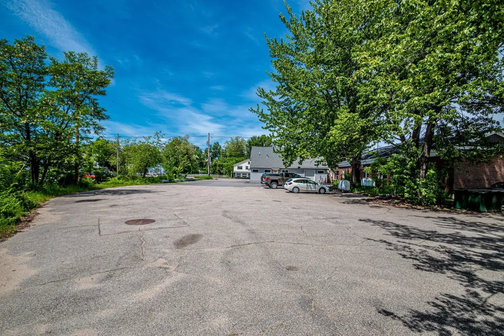 45 Main Street Conway NH 03813