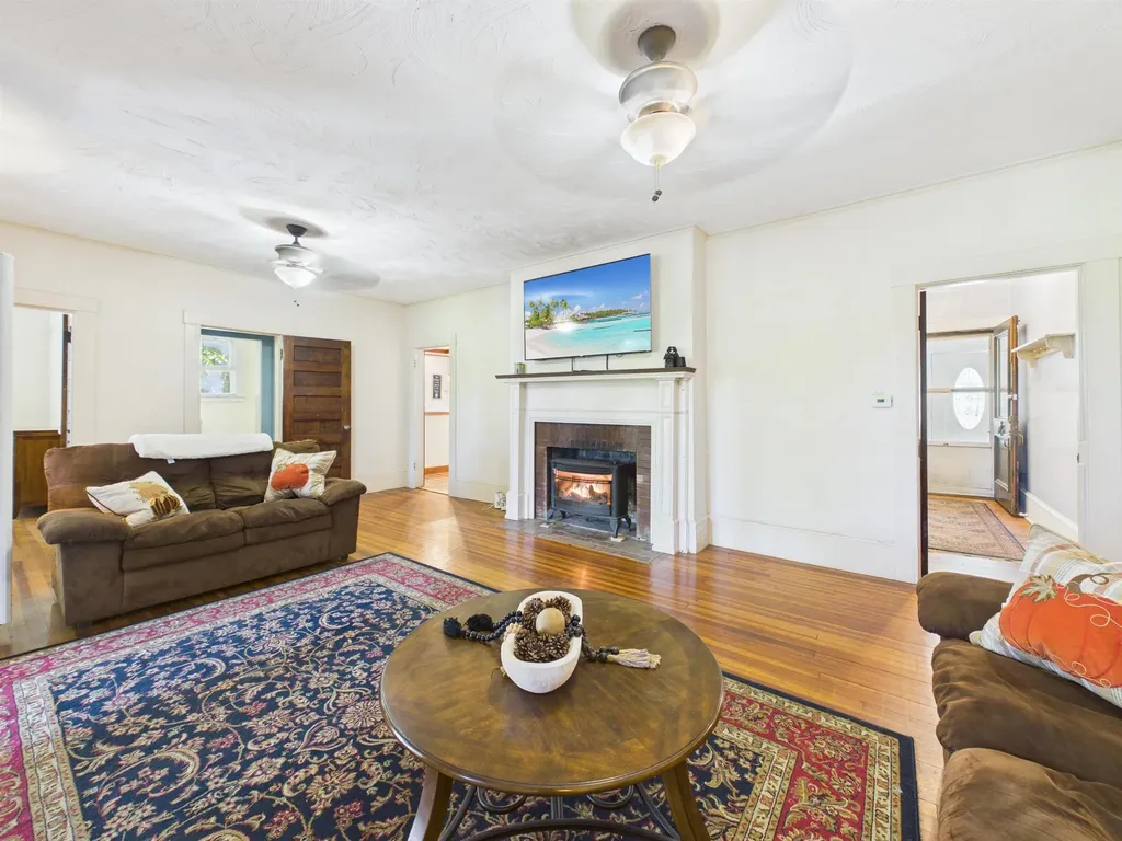 77 High Street Hinsdale NH 03451