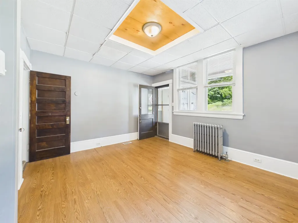 77 High Street Hinsdale NH 03451