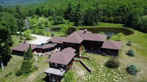 196 Dundee Road Jackson NH 03846