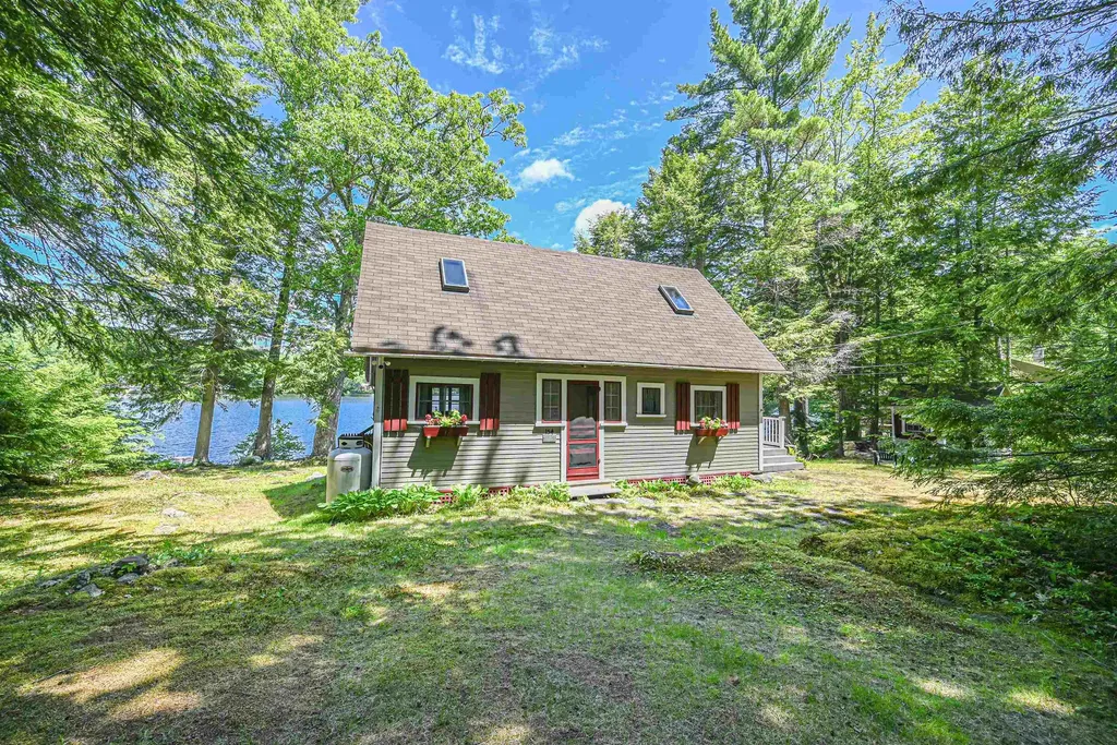 154 Crescent Lake Road Acworth NH 03601